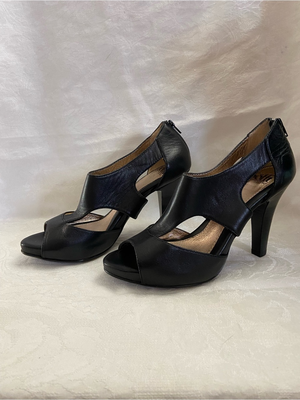 Dressy Black Premium Leather Open-Toe Cutout Peep Toe High Heel Sandals